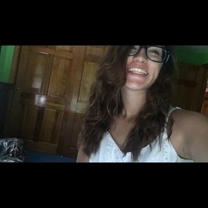 Meet your Posher, Nina